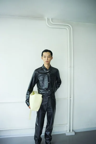 Look 35